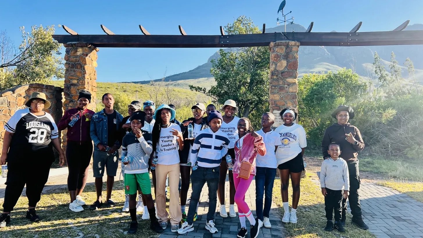 EYL participants at outdoor leadership activity